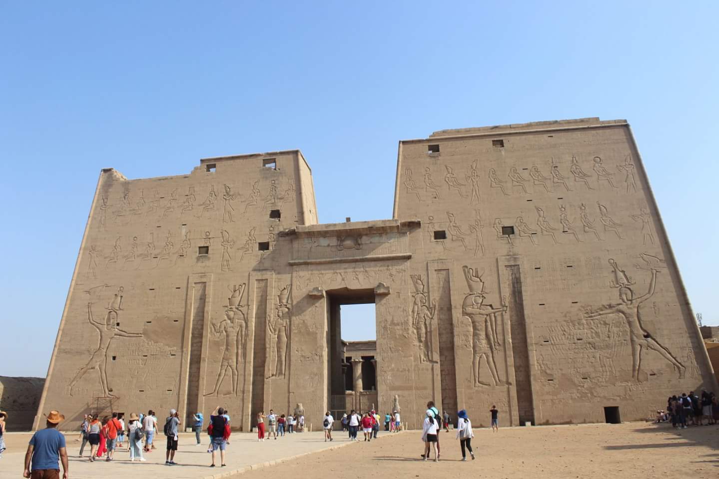 エドフ コモンボ神殿ツアー Enjoy Egypt Tours Egypt Day Tours Egypt Sightseeing Tours Egypt Travel Packages